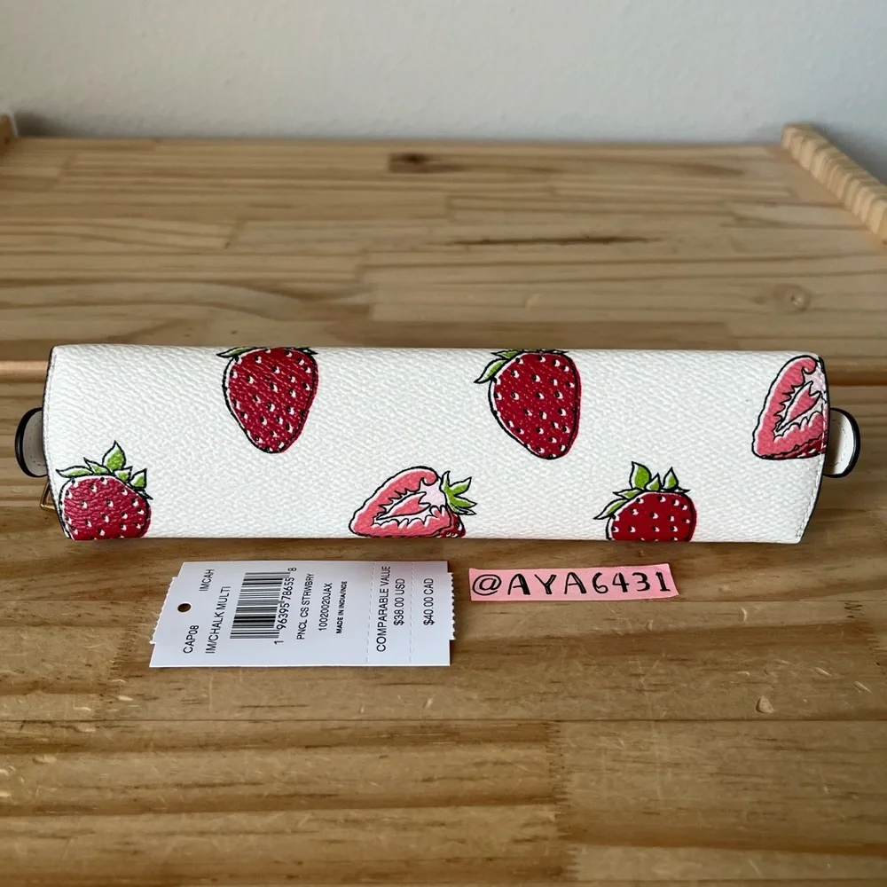 Coach Coach Pencil Case With Strawberry Print🎈🎈 - Picture 4 of 10